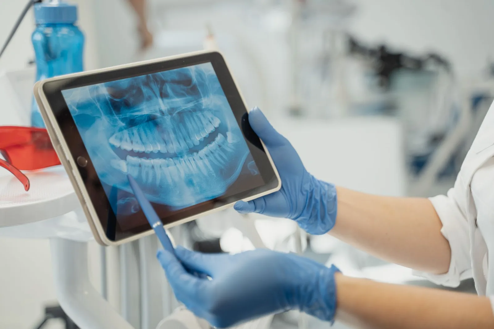 Visualization of local SEO for dental and medical practices USA showing Google My Business profile optimization, review ratings, and local search results for a sample medical practice