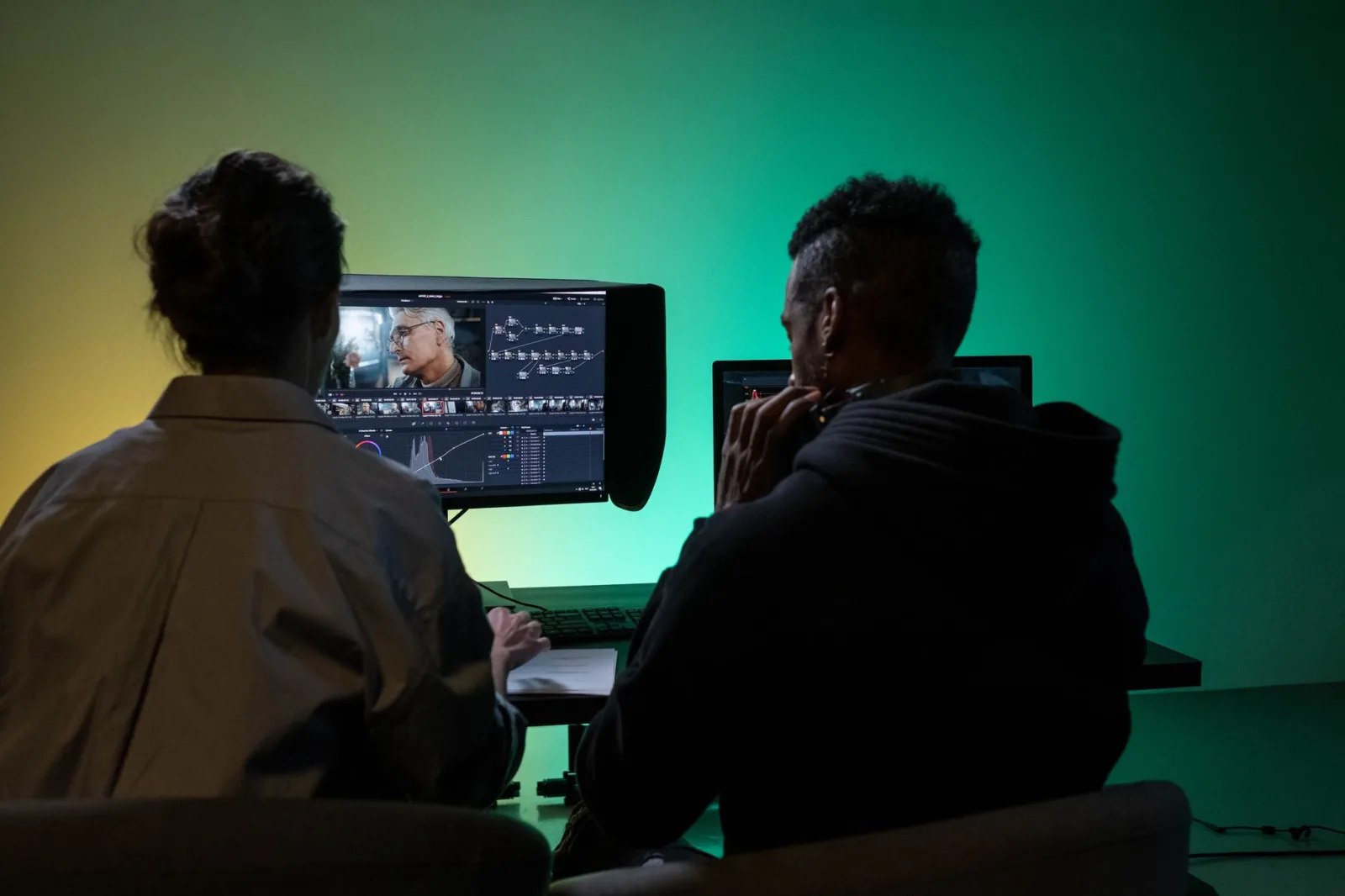Infographic showing professional video editing costs in Australia 2026 broken down by provider type: freelancer, agency, and in-house pricing comparison